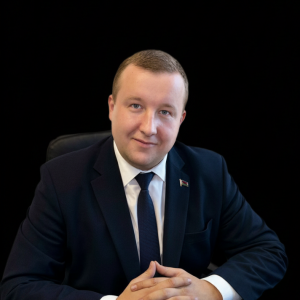 ГОНЧАР<br>Денис Викторович